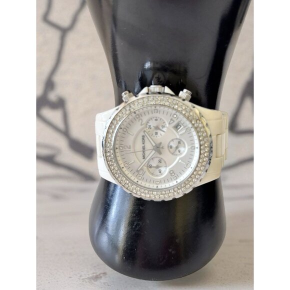 Michael Kors MK5300 Wrist Watch for Women white band - Picture 3 of 9
